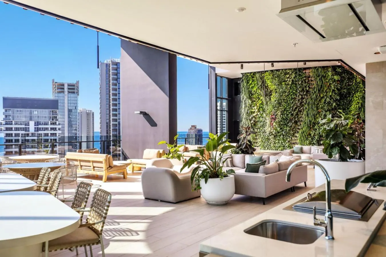 Apartamento The Horizon - Brand New Casino 43F Luxury 2Br Unit In Broadbeach With Pool Gym Netflix Gold Coast