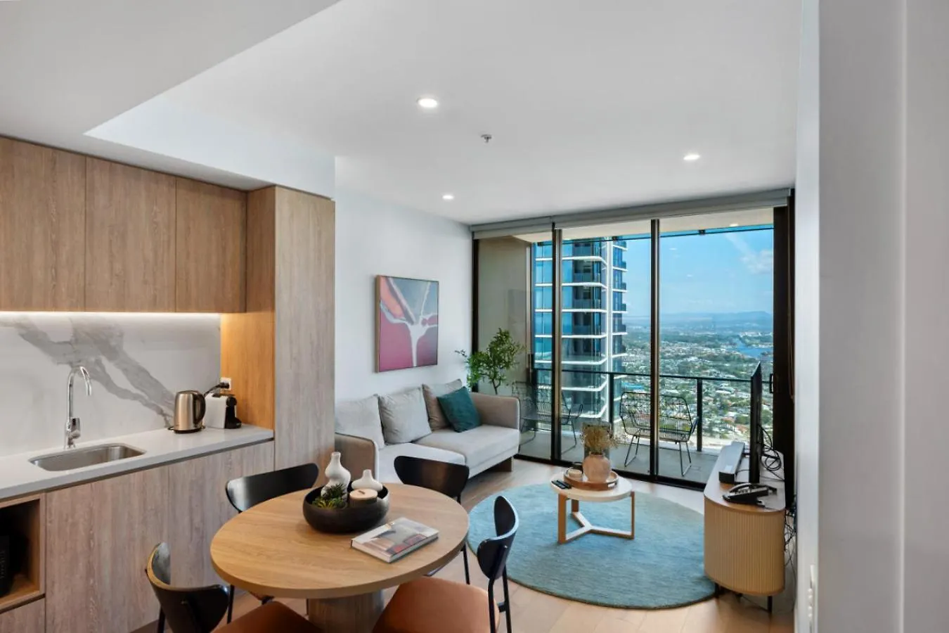 The Horizon - Brand New Casino 43F Luxury 2Br Unit In Broadbeach With Pool Gym Netflix Gold Coast